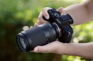 Объектив Tamron AF 70-300mm F/4.5-6.3 Di III RXD для Sony Fullframe 2