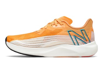 Кросівки чоловічі New Balance Fuel Cell Rebel V2 MFCXLG2 р.42,5  2